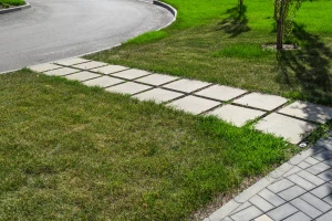 Купите квадратную тротуарную плитку от производителя «Поревит»