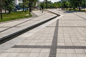 Купите квадратную тротуарную плитку от производителя «Поревит»