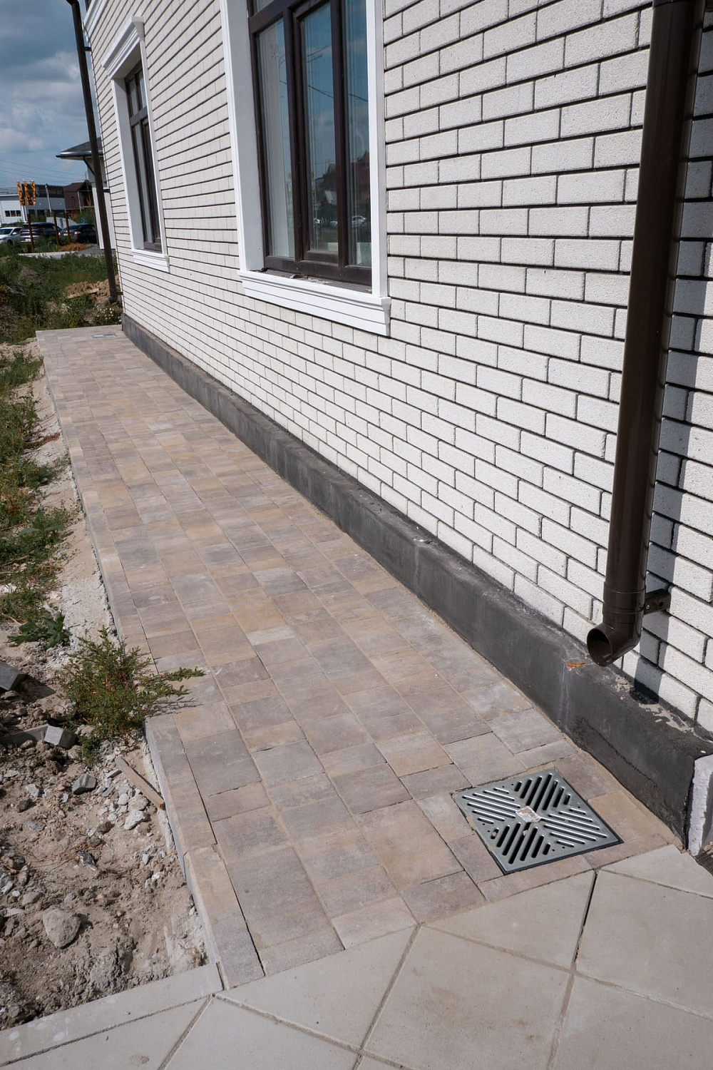 Благоустройство территории центра "Свой дом"